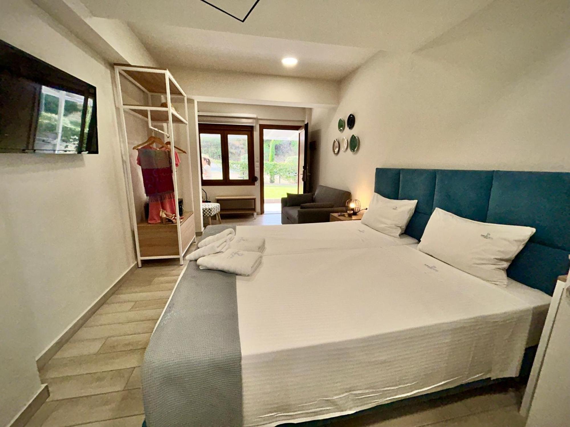 نيا بوتيدايا Porto Portes Suites المظهر الخارجي الصورة